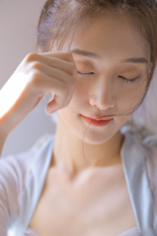 言言荒的视频LVK